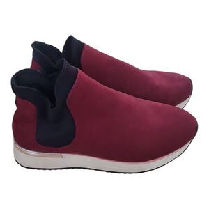 Kenneth Cole REACTION Women's Cameron Chelsea Burgundy Jogger Sneaker Size 7